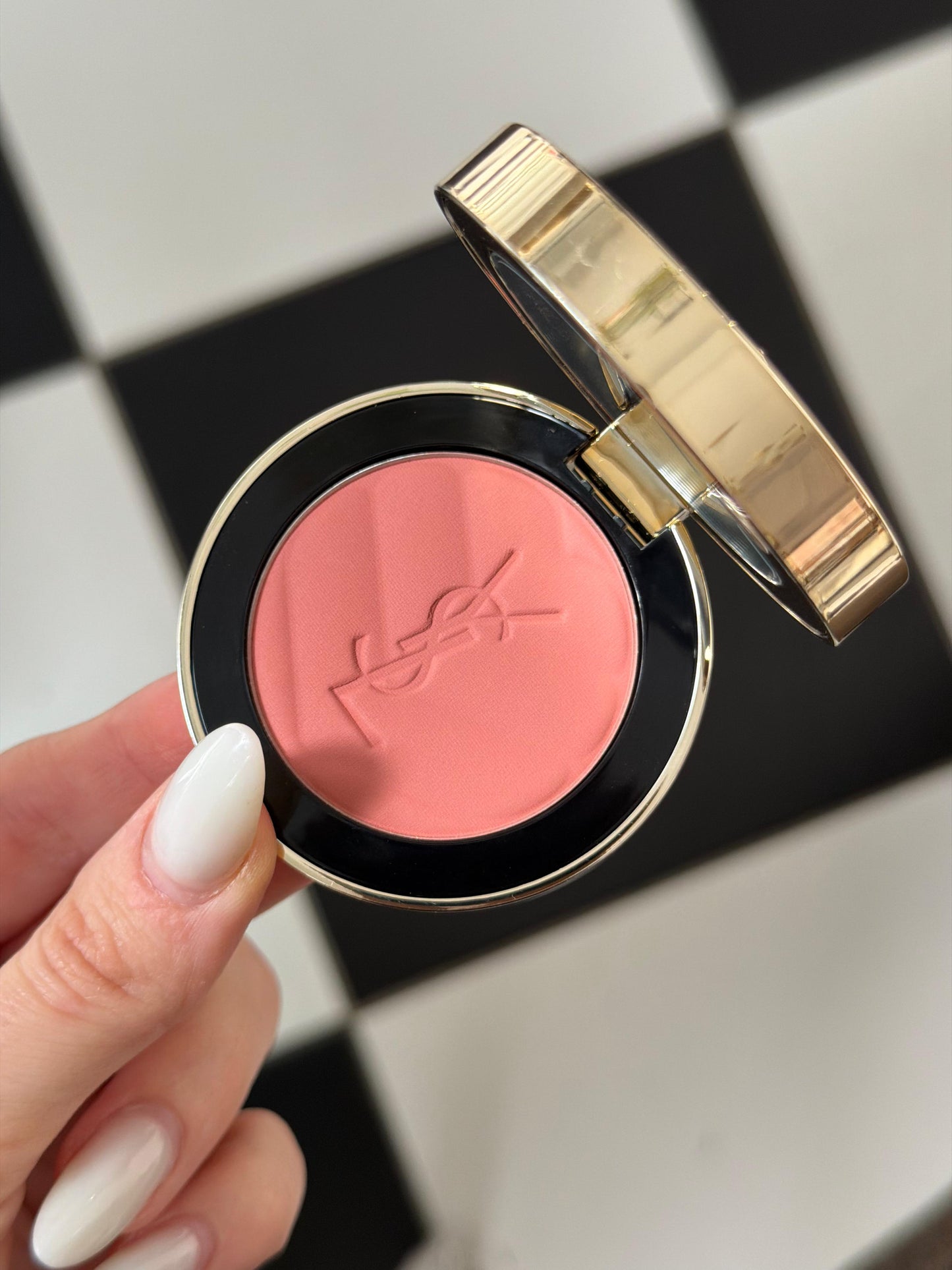 YSL Make Me Blush - Bold Blurring Blush (06)