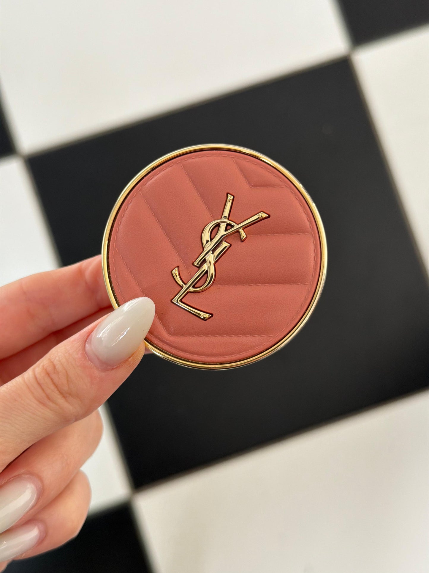 YSL Make Me Blush - Bold Blurring Blush (06)
