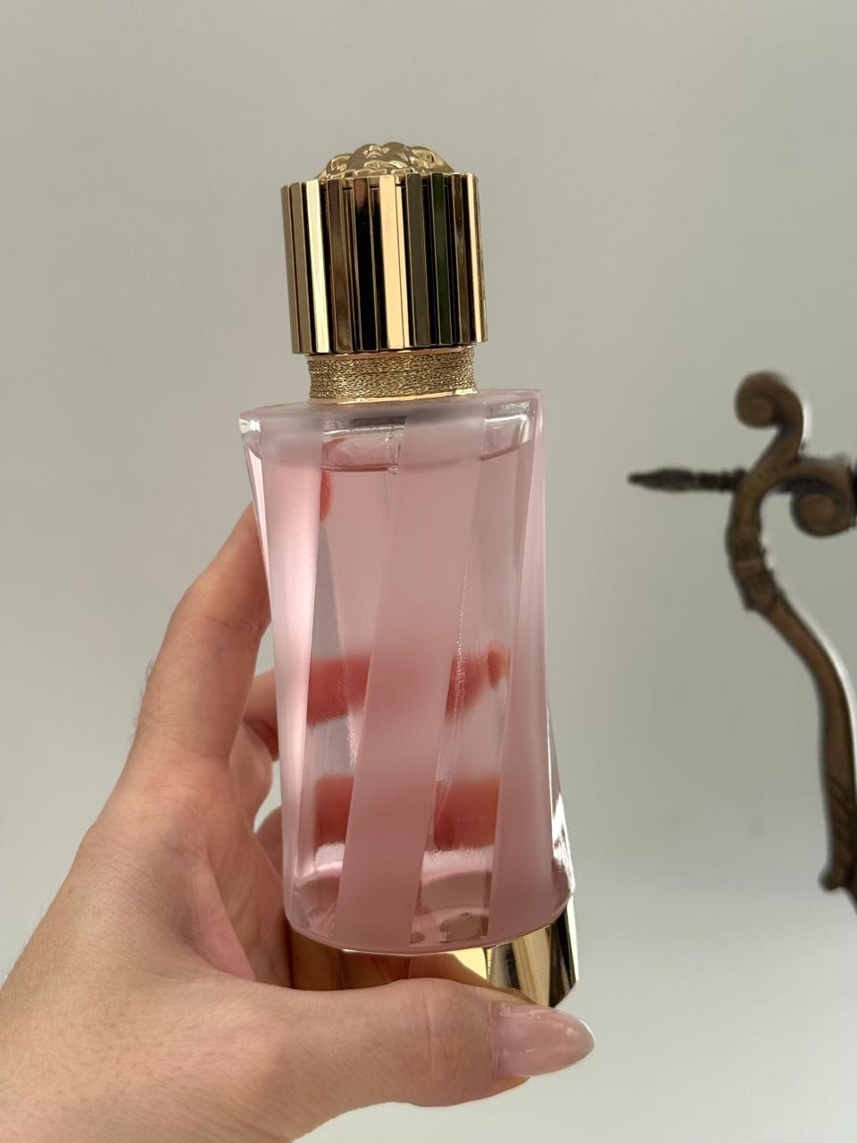VERSACE ATELIER Eclat De Rose Eau De Parfum