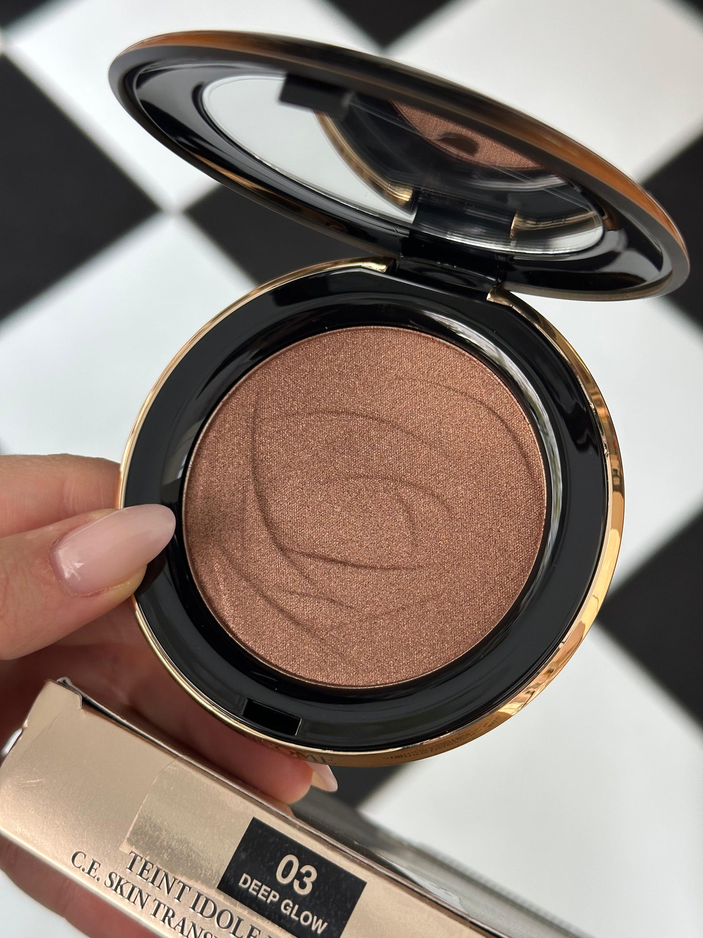 LANCÔME Teint Idole Ultra Wear C.E Skin Transforming Highlighter (03)