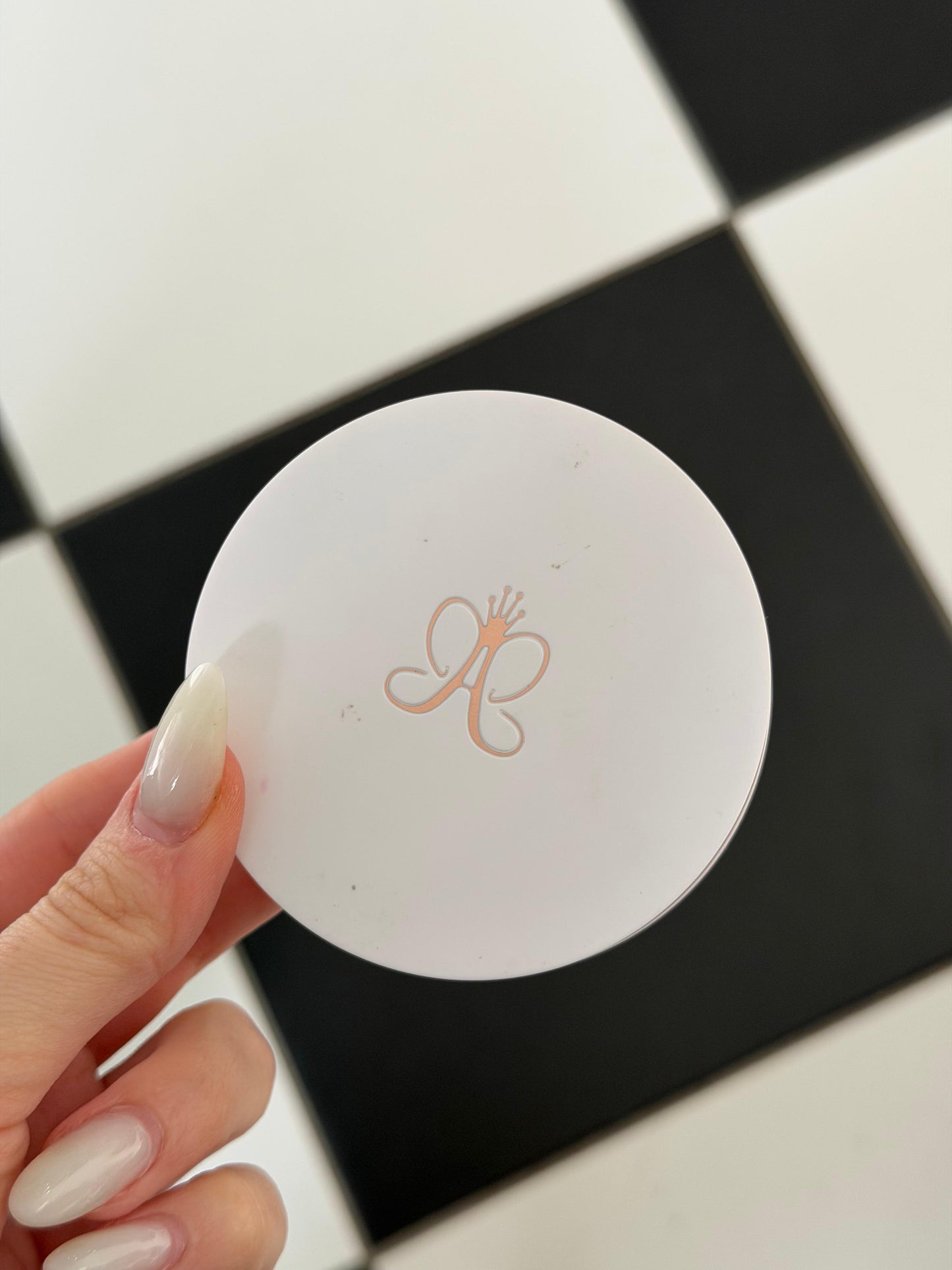 ANASTASIA BEVERLY HILLS
Glow Seeker Highlighter - Sun Idol
Illuminating Powder Radiance