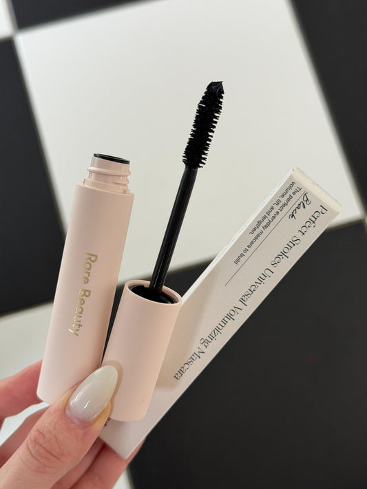 RARE BEAUTY Perfect Strokes Universal Volumizing Mascara