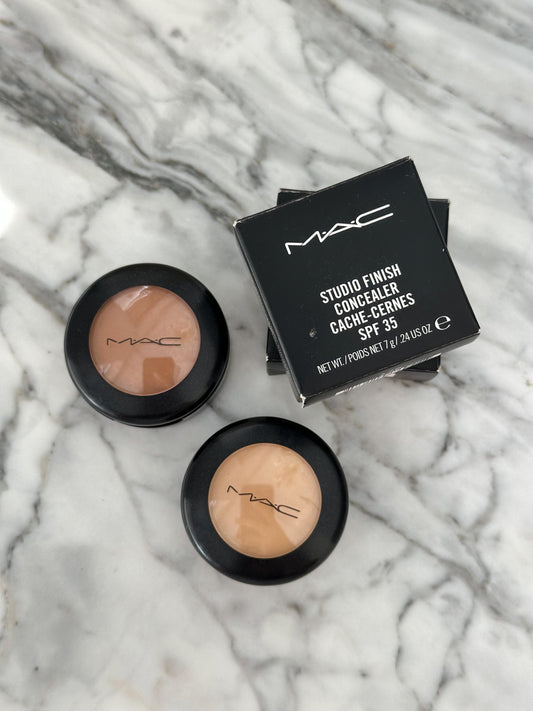 MAC Studio Finish SPF35 Concealer