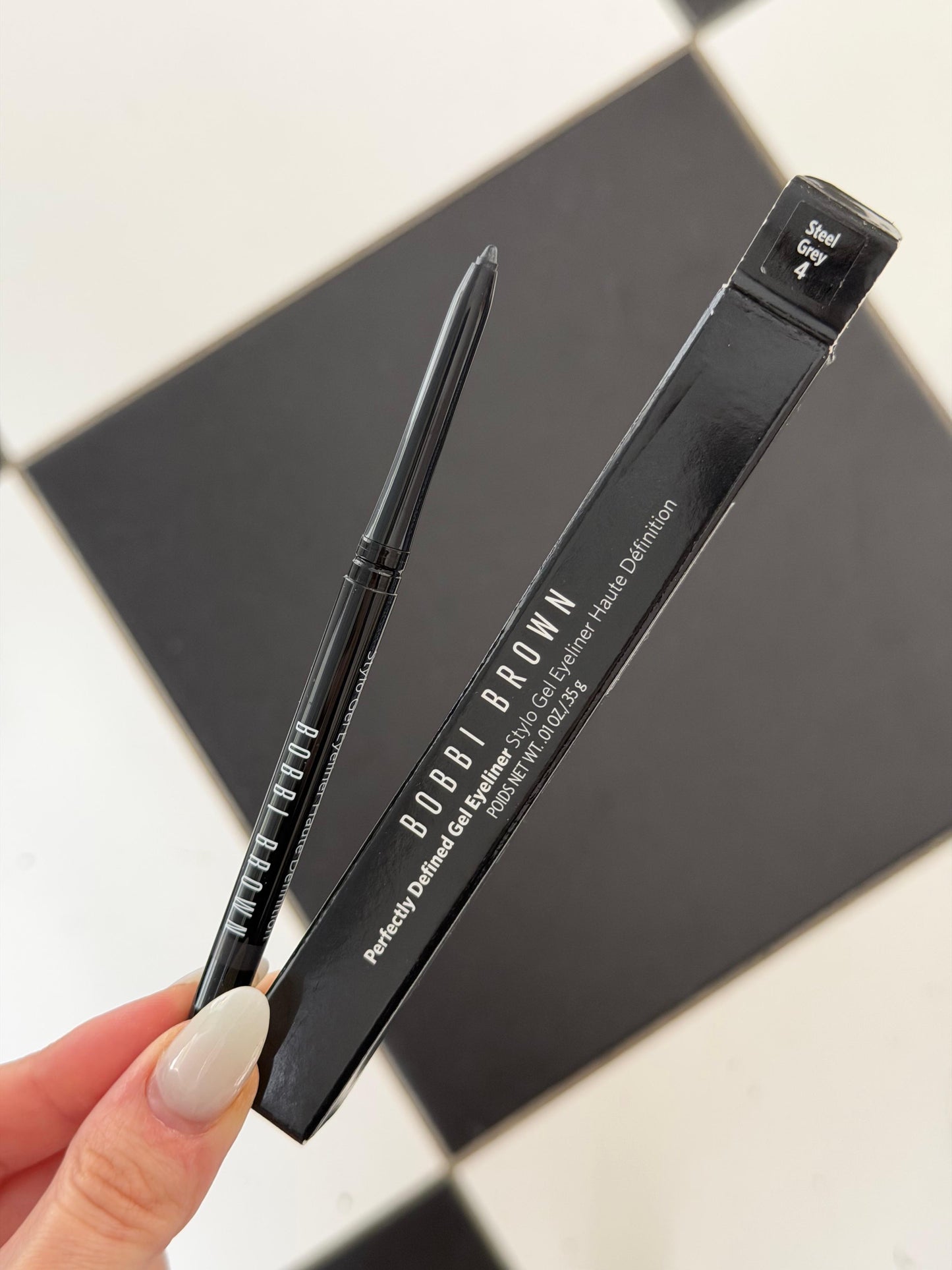 BOBBI BROWN Perfectly Defined Gel Eyeliner (4)