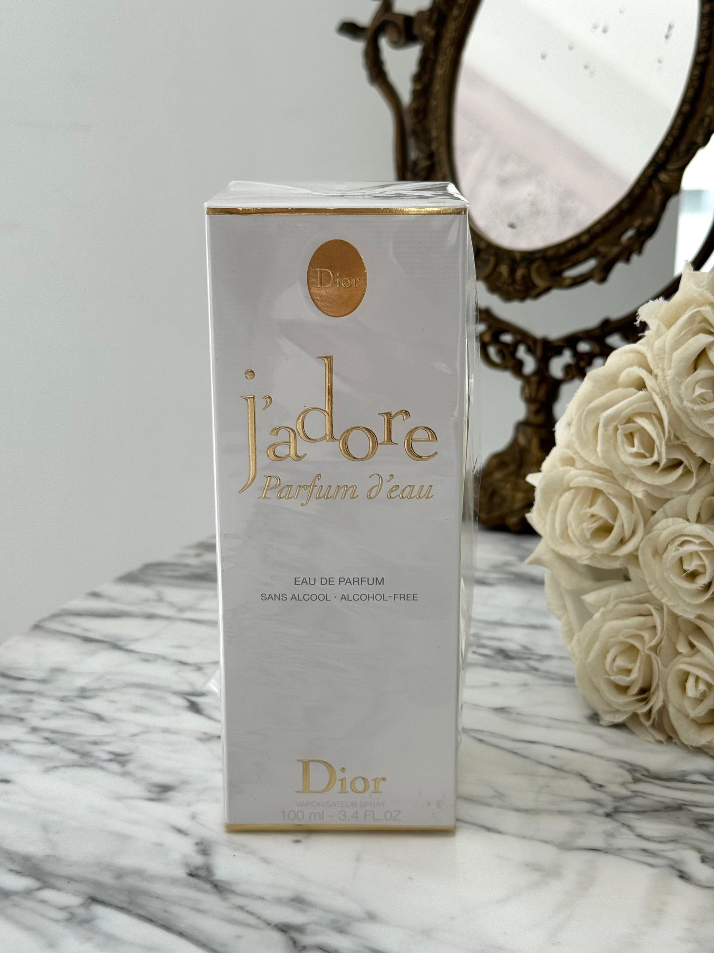DIOR J’Adore Parfum D’Eau
Alcohol-Free Eau de Parfum - Floral Notes