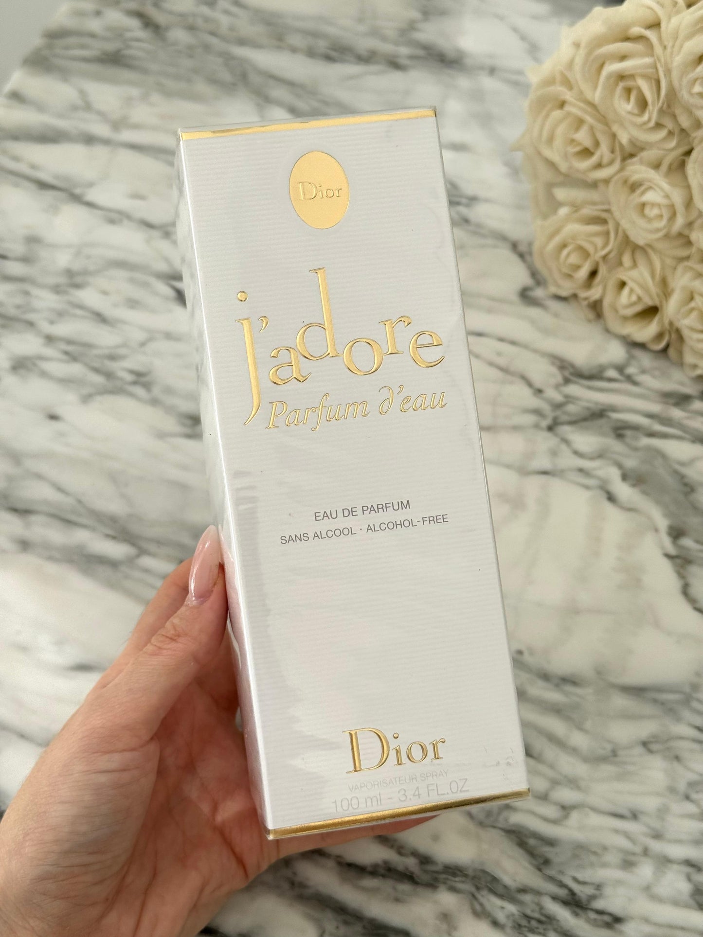 DIOR J’Adore Parfum D’Eau
Alcohol-Free Eau de Parfum - Floral Notes
