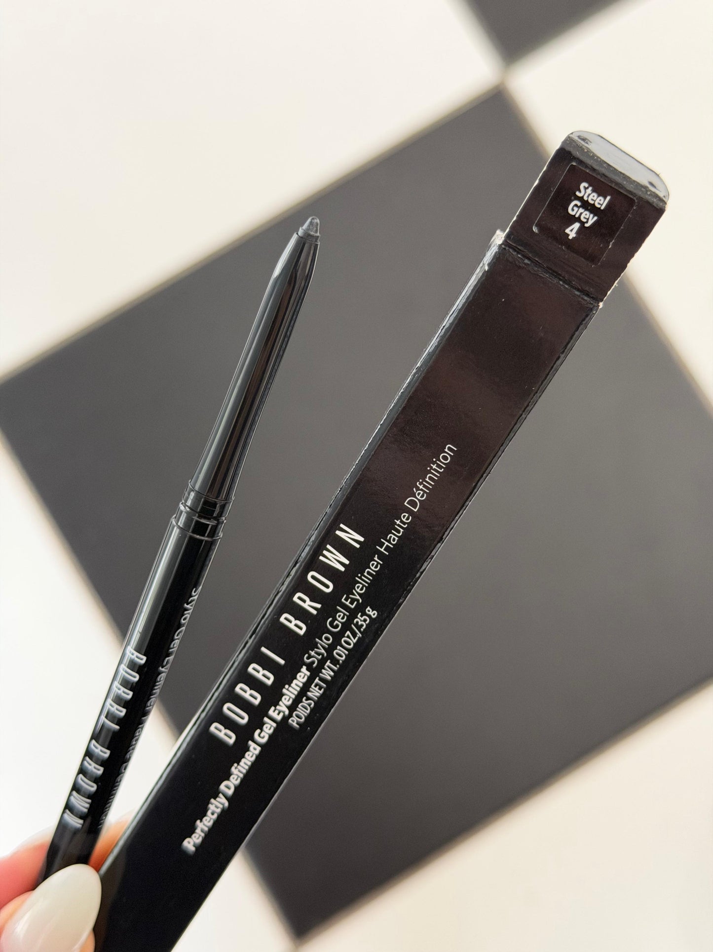 BOBBI BROWN Perfectly Defined Gel Eyeliner (4)