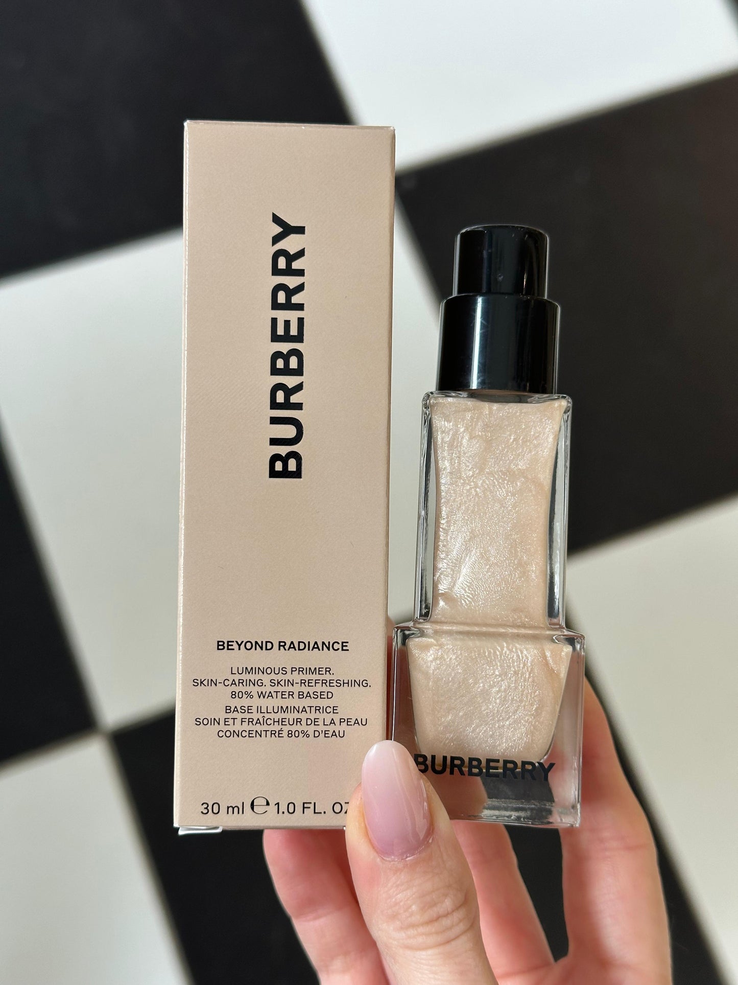 BURBERRY
Beyond Radiance Primer
Bare Glow
