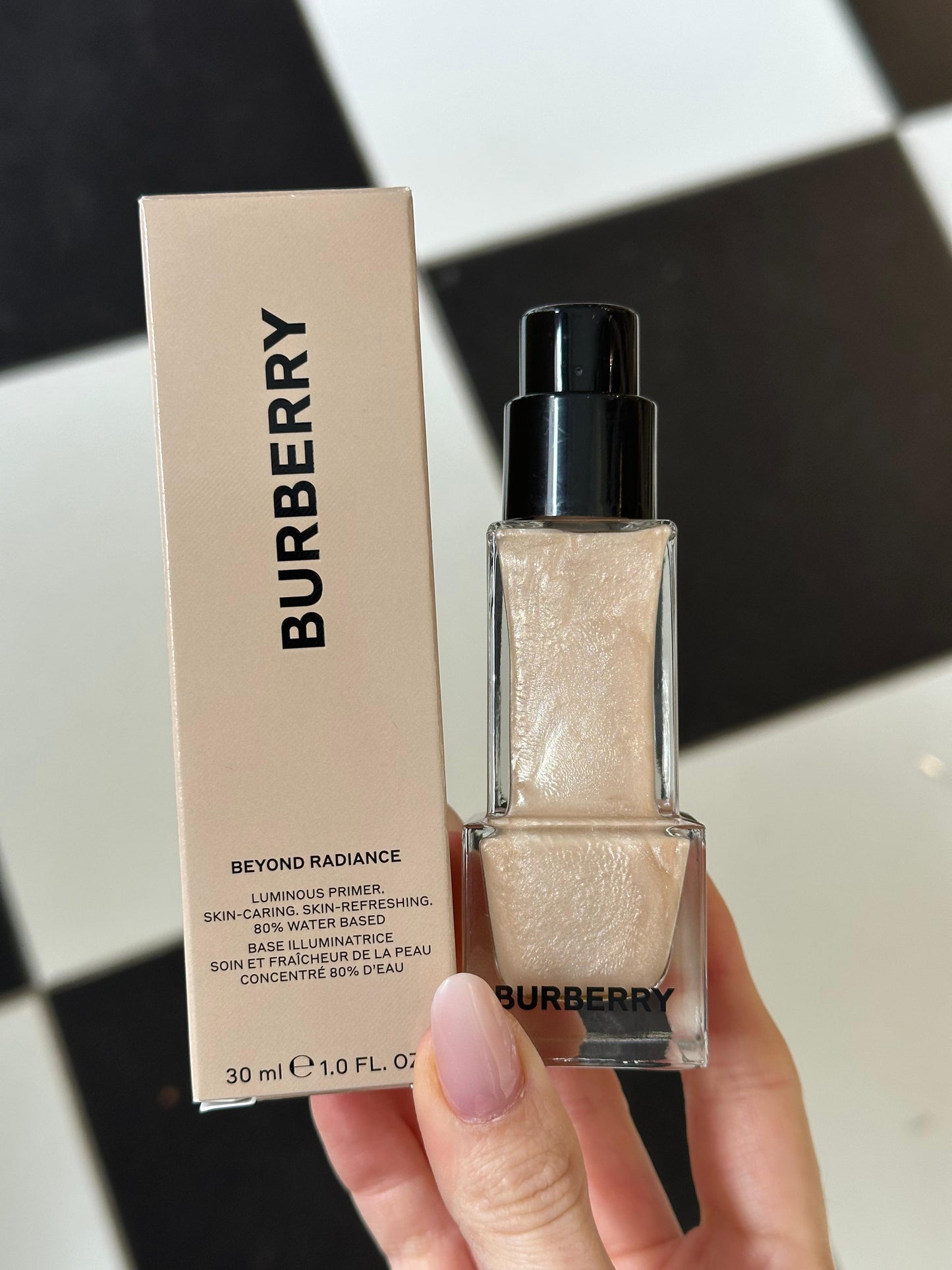 BURBERRY
Beyond Radiance Primer
Bare Glow