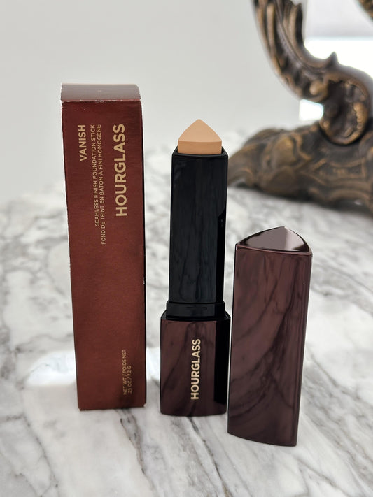 HOURGLASS Vanish™ Seamless Finish Foundation Stick