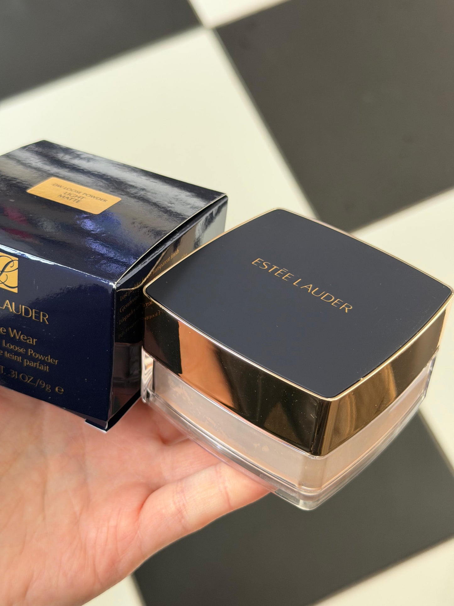 ESTÉE LAUDER Double Wear
Sheer Flattery Loose Powder - Light Matte