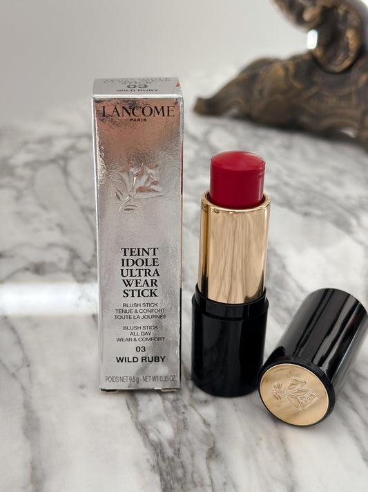 LANCÔME 
Teint Idôle Ultra Wear Stick Blush