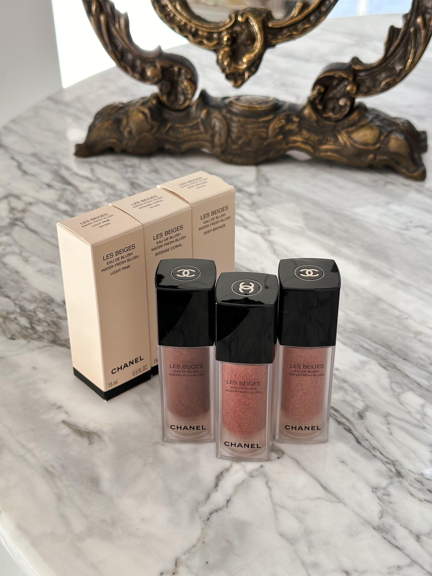 CHANEL Les Beiges
Water-Fresh Blush - Intense Coral