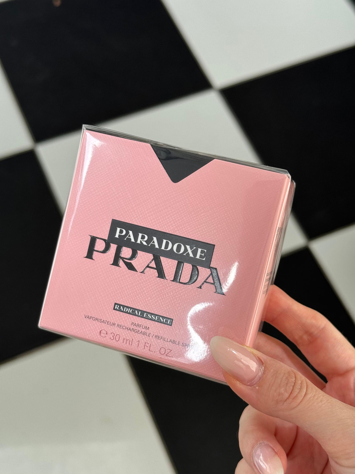 PRADA Radical Essence Parfum