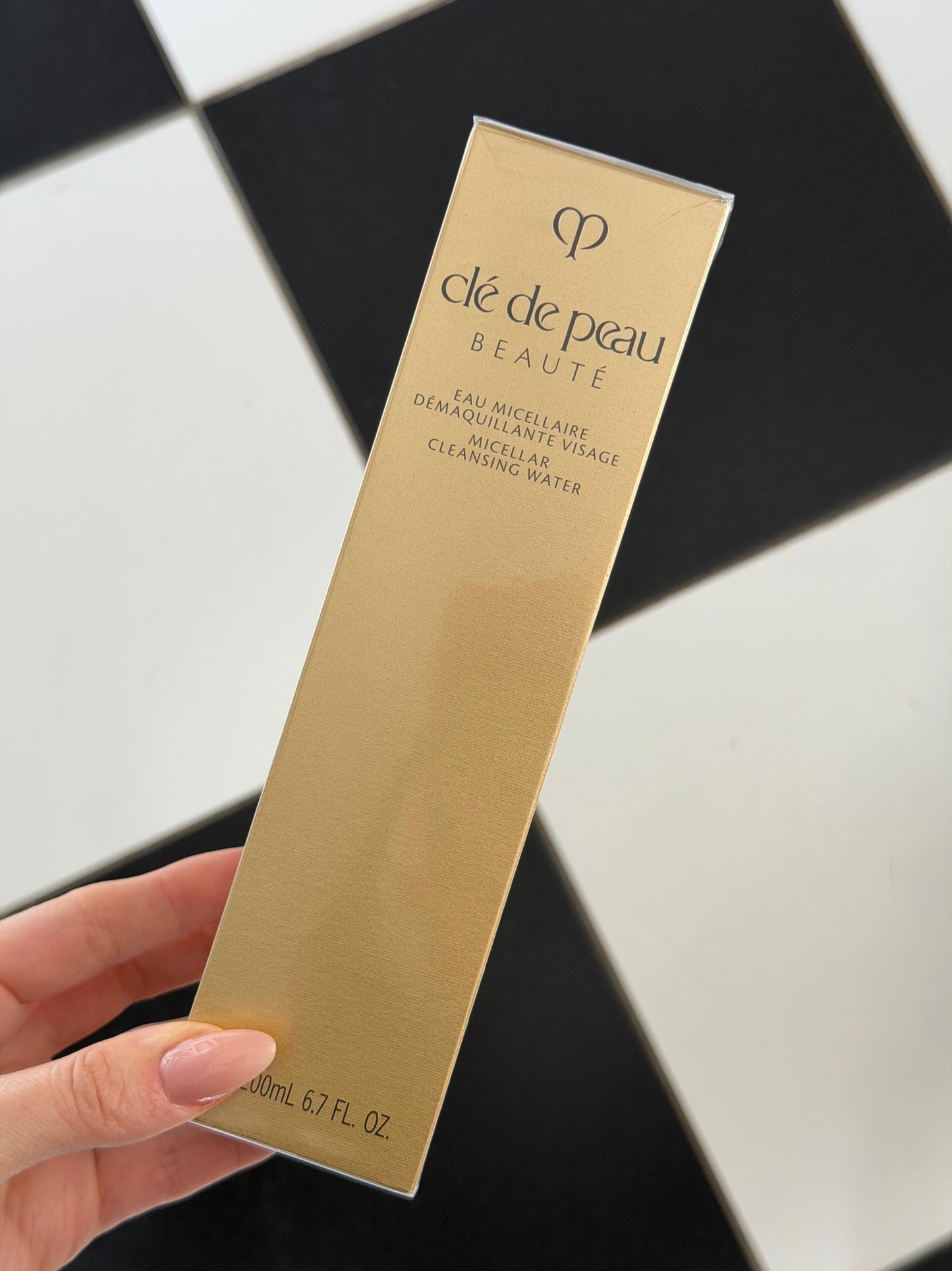 CLÉ DE PEAU BEAUTÉ Micellar Cleansing Water