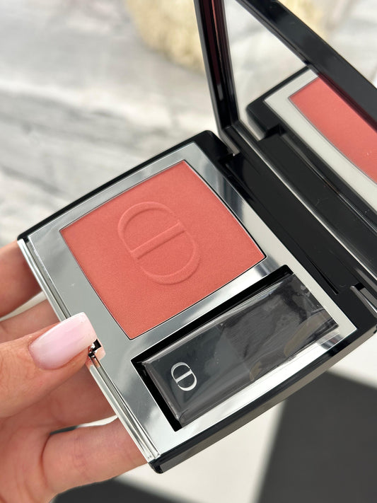 DIOR Rouge Blush
Couture Colour Makeup - Long Wear (219)