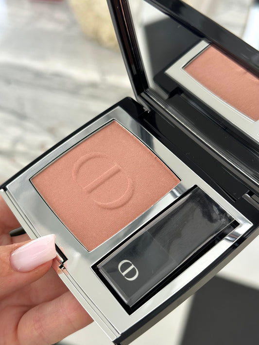 DIOR Rouge Blush Satin
Couture Colour Makeup - Long Wear (449)
