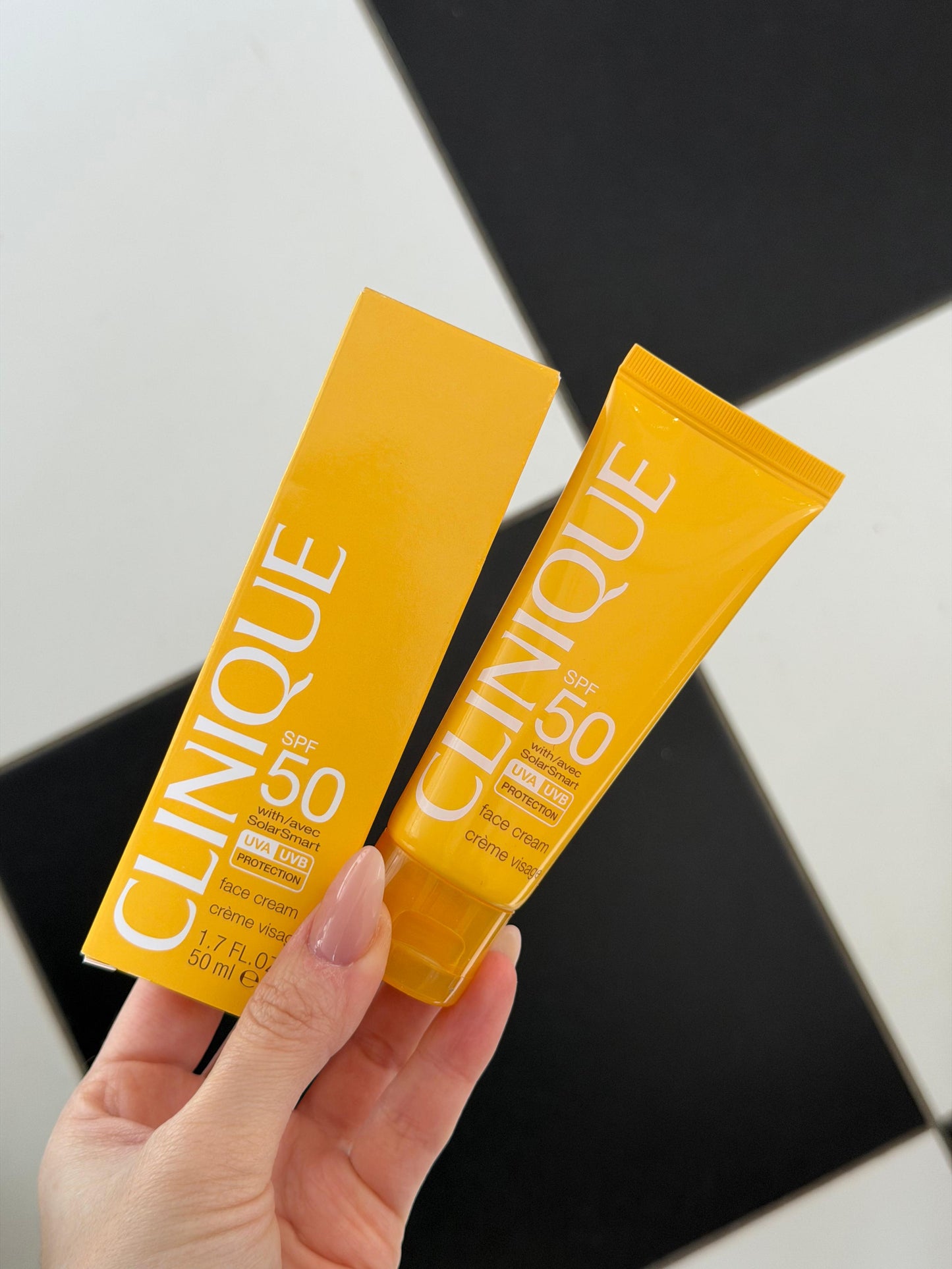 CLINIQUE Face Cream SolarSmart SPF50