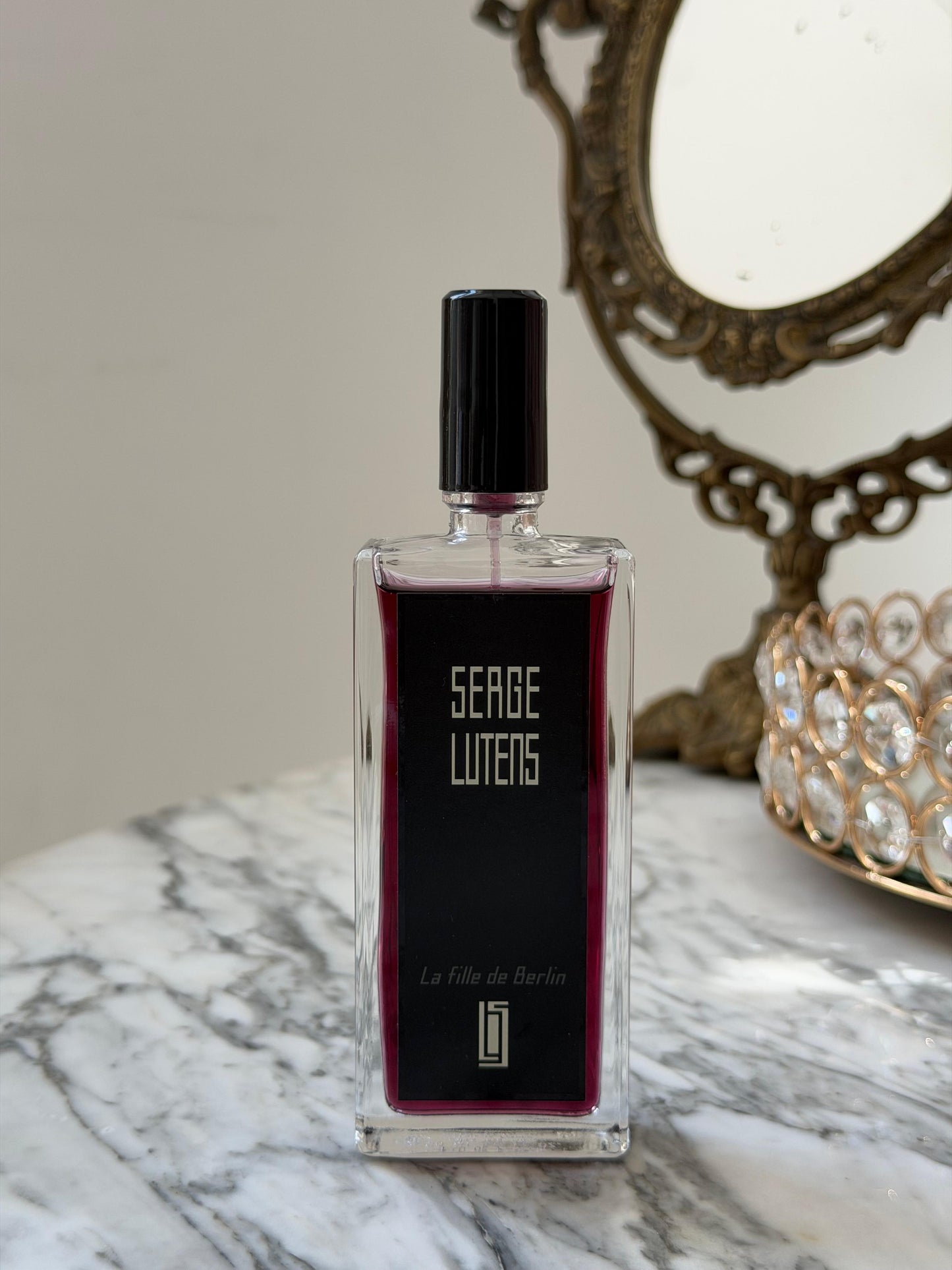 SERGE LUTENS La Fille De Berlin
Eau De Parfum