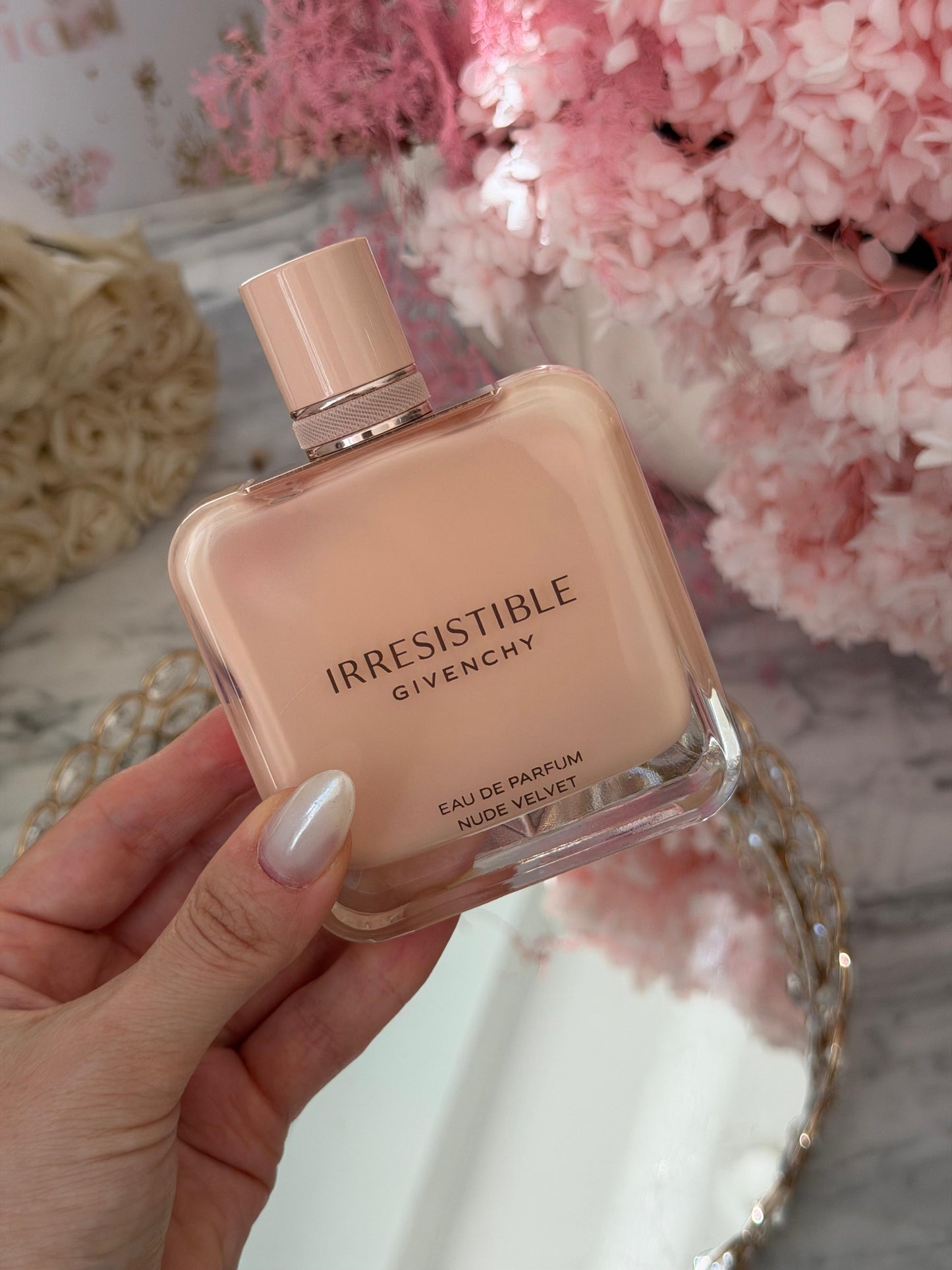 GIVENCHY Irresistible Nude Velvet
Eau de Parfum
Floral, Woody, Musky