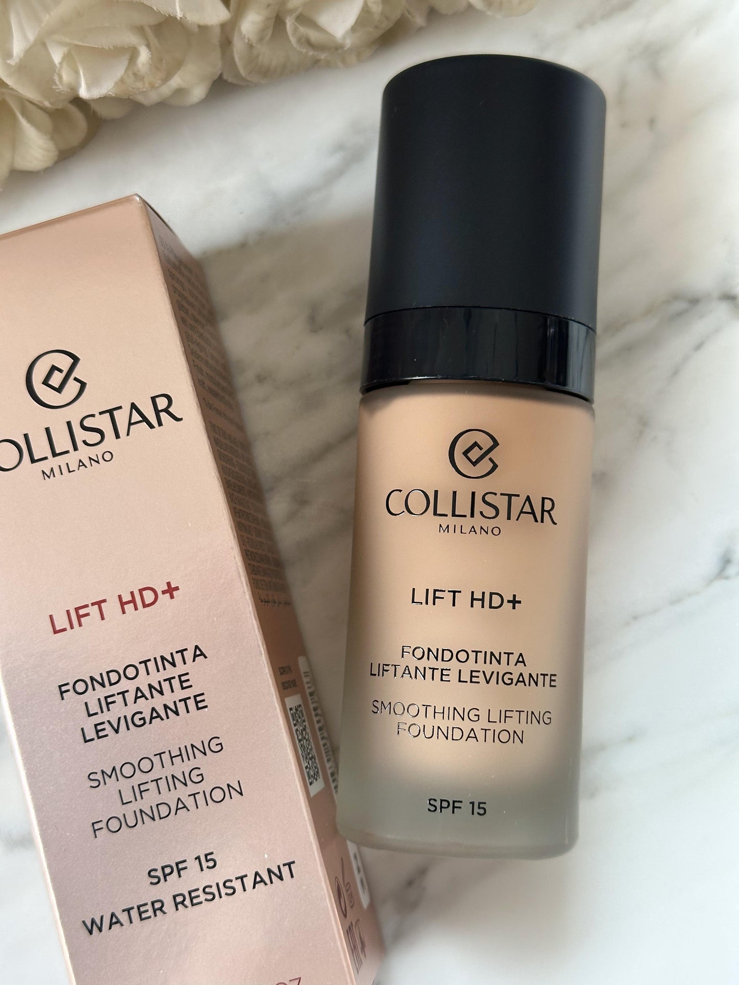 COLLISTAR
Lift HD+ (2N) Smoothing Lifting Foundation SPF15
Waterproof - Medium Protection