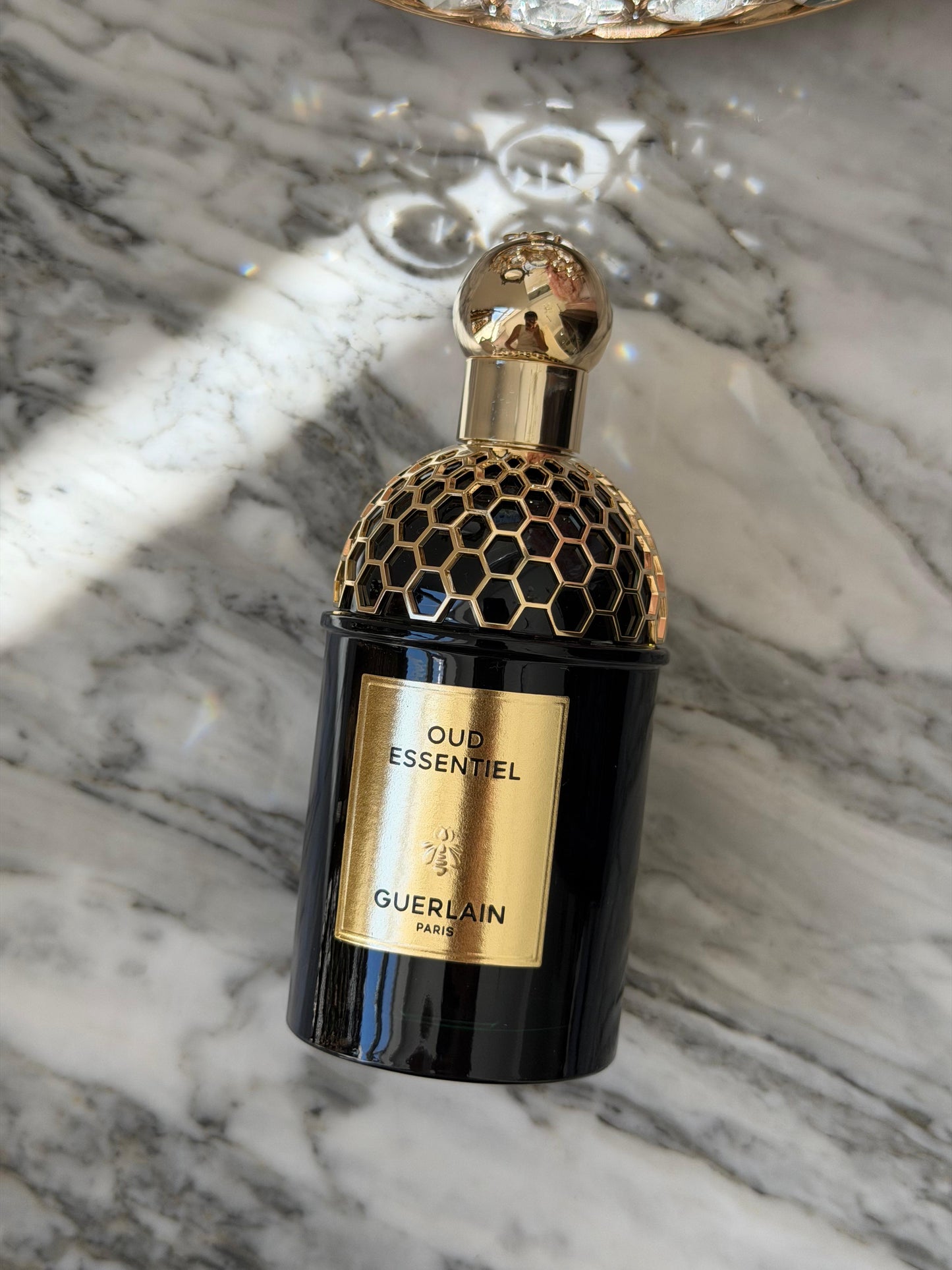 GUERLAIN Absolus Allegoria Oud Essentiel - Eau De Parfum
A Stirring Oud with Sensual Accents