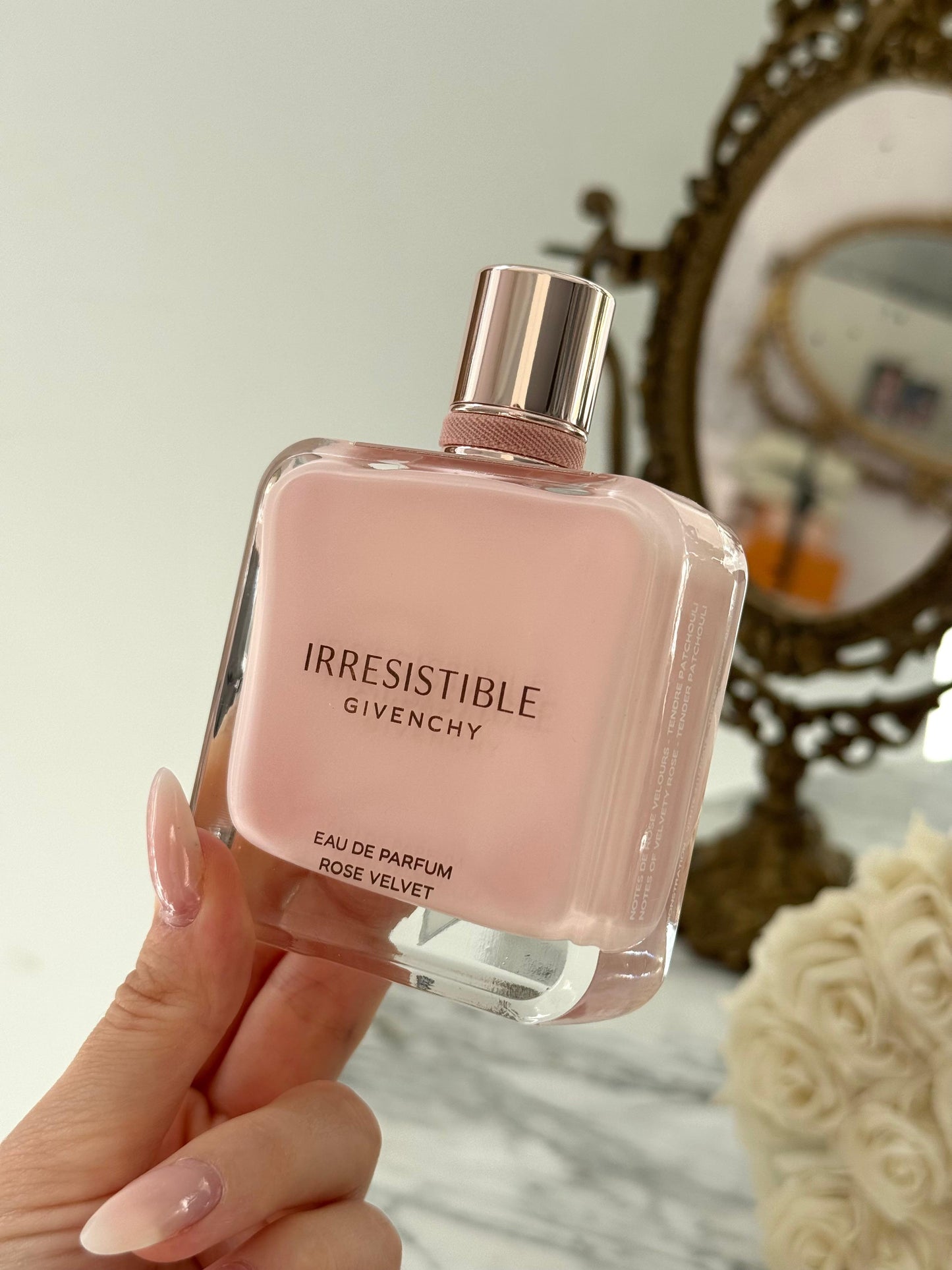 GIVENCHY Irresistible Rose Velvet
Eau de Parfum 80ml
Floral, Chypre, Musky