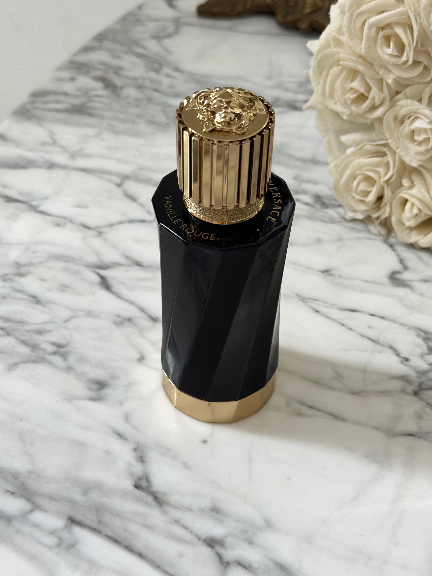 VERSACE ATELIER Vanille Rouge Eau De Parfum