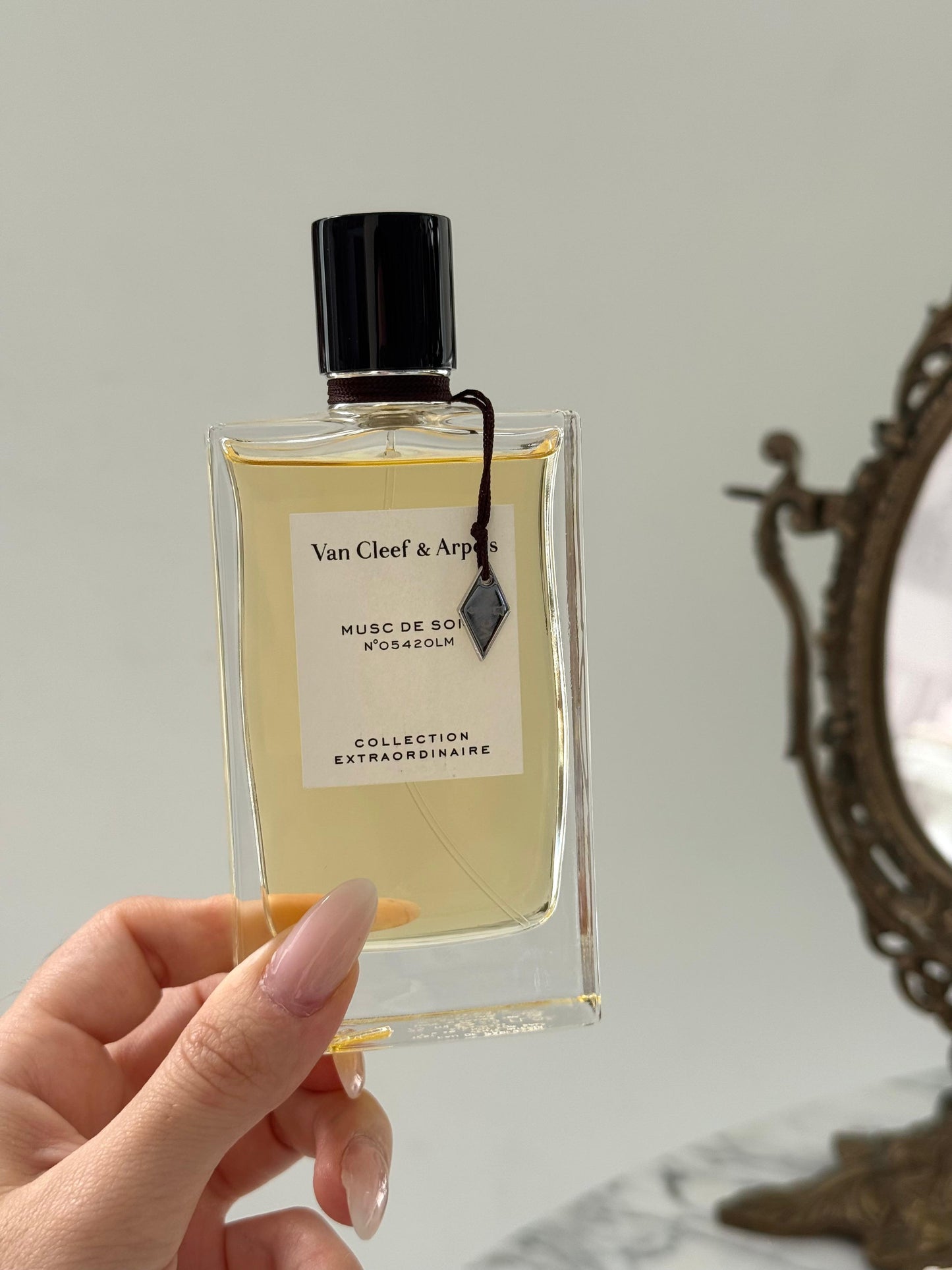 VAN CLEEF & ARPELS Musc De Soie Eau De Parfum