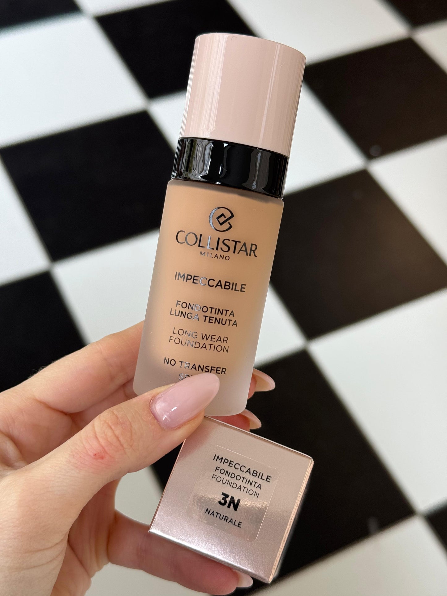 COLLISTAR
Impeccabile (3N) Long Wear Foundation
No Transfer - SPF15