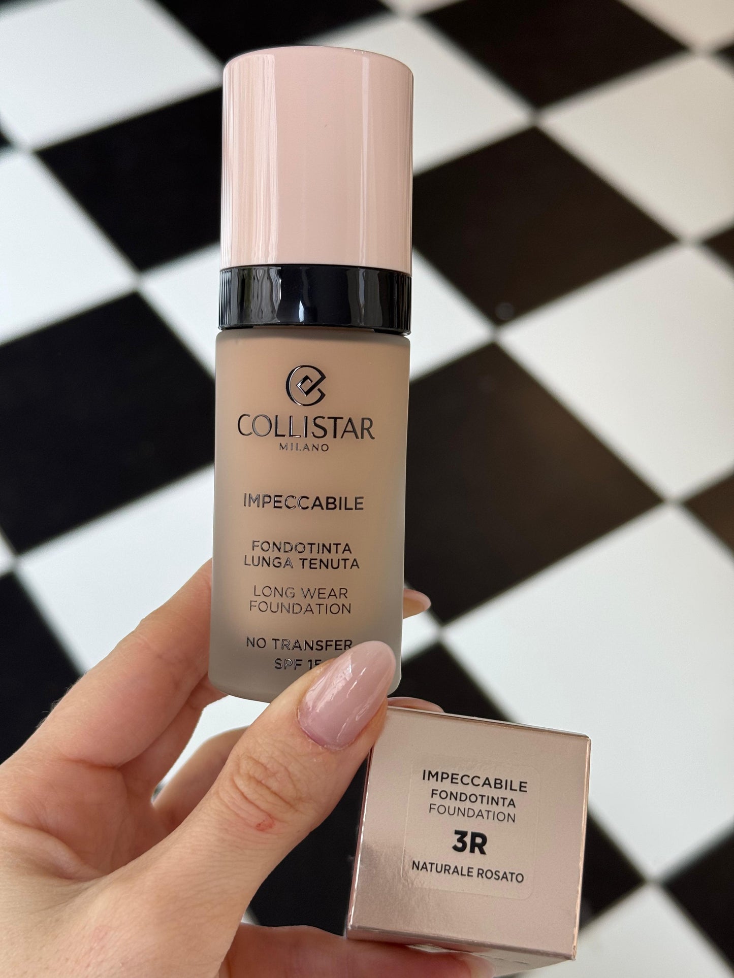 COLLISTAR
Impeccabile (3R) Long Wear Foundation
No Transfer - SPF15