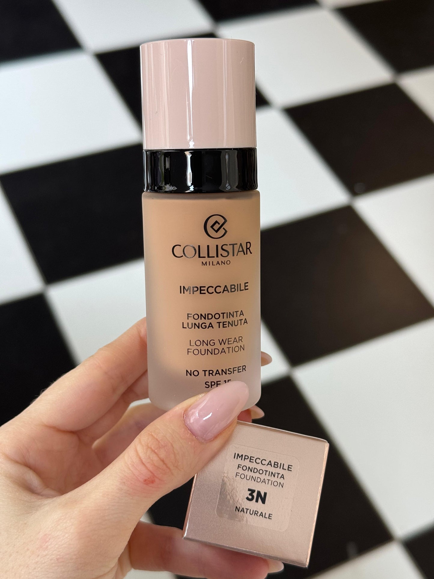 COLLISTAR
Impeccabile (3N) Long Wear Foundation
No Transfer - SPF15