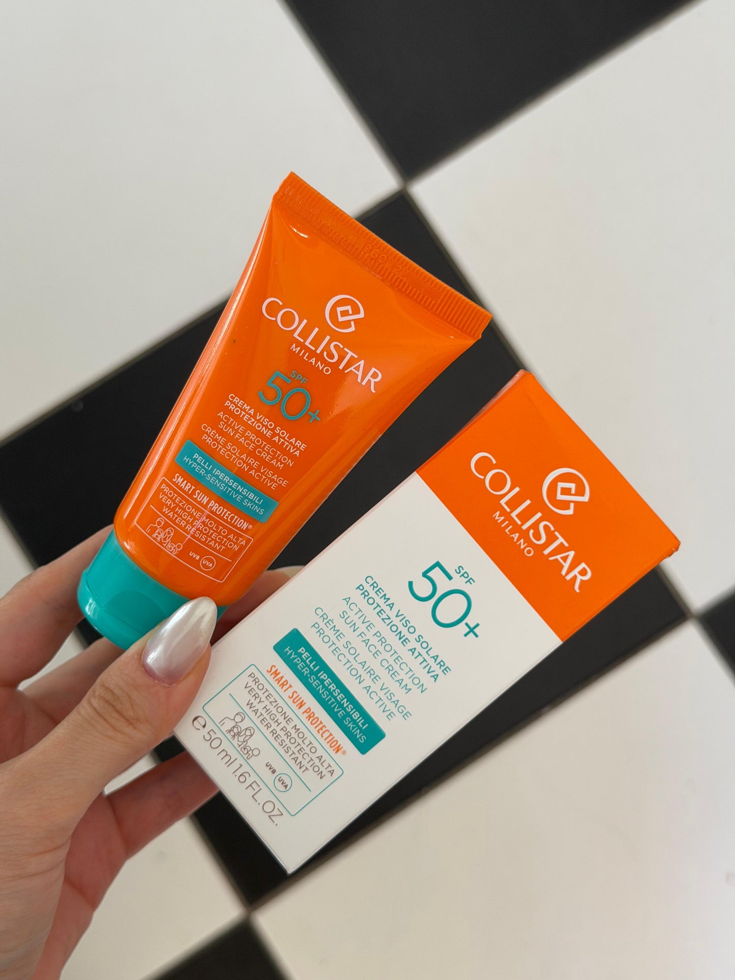 COLLISTAR Active Protection Sun Face Cream Hyper-Sensitive Skins SPF50+
Water Resistant