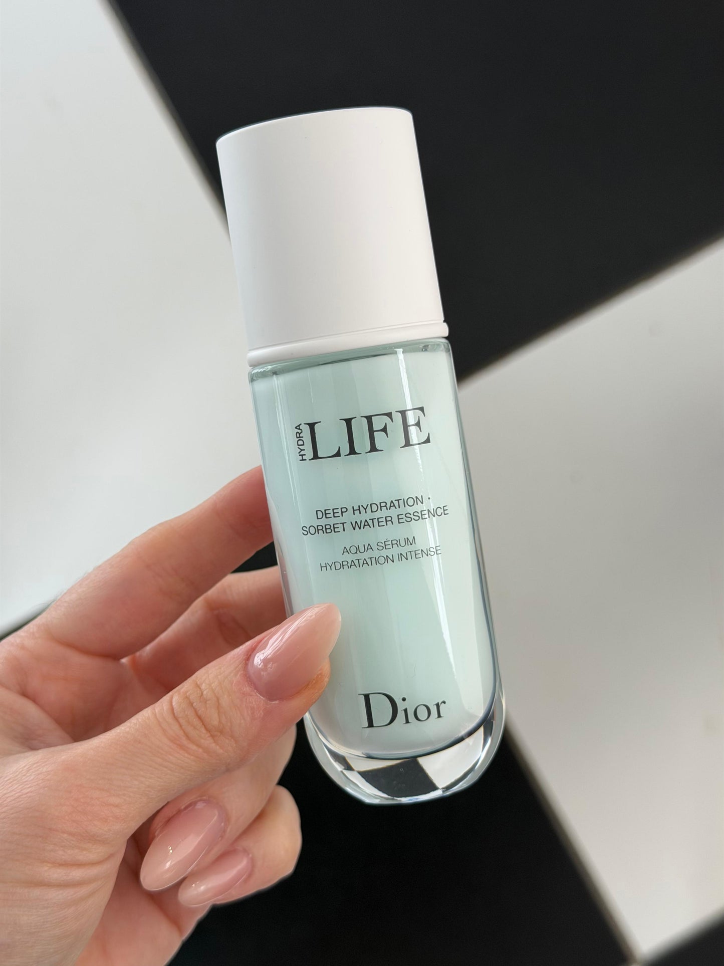 DIOR Hydra Life
Deep Hydration - Sorbet Water Essence