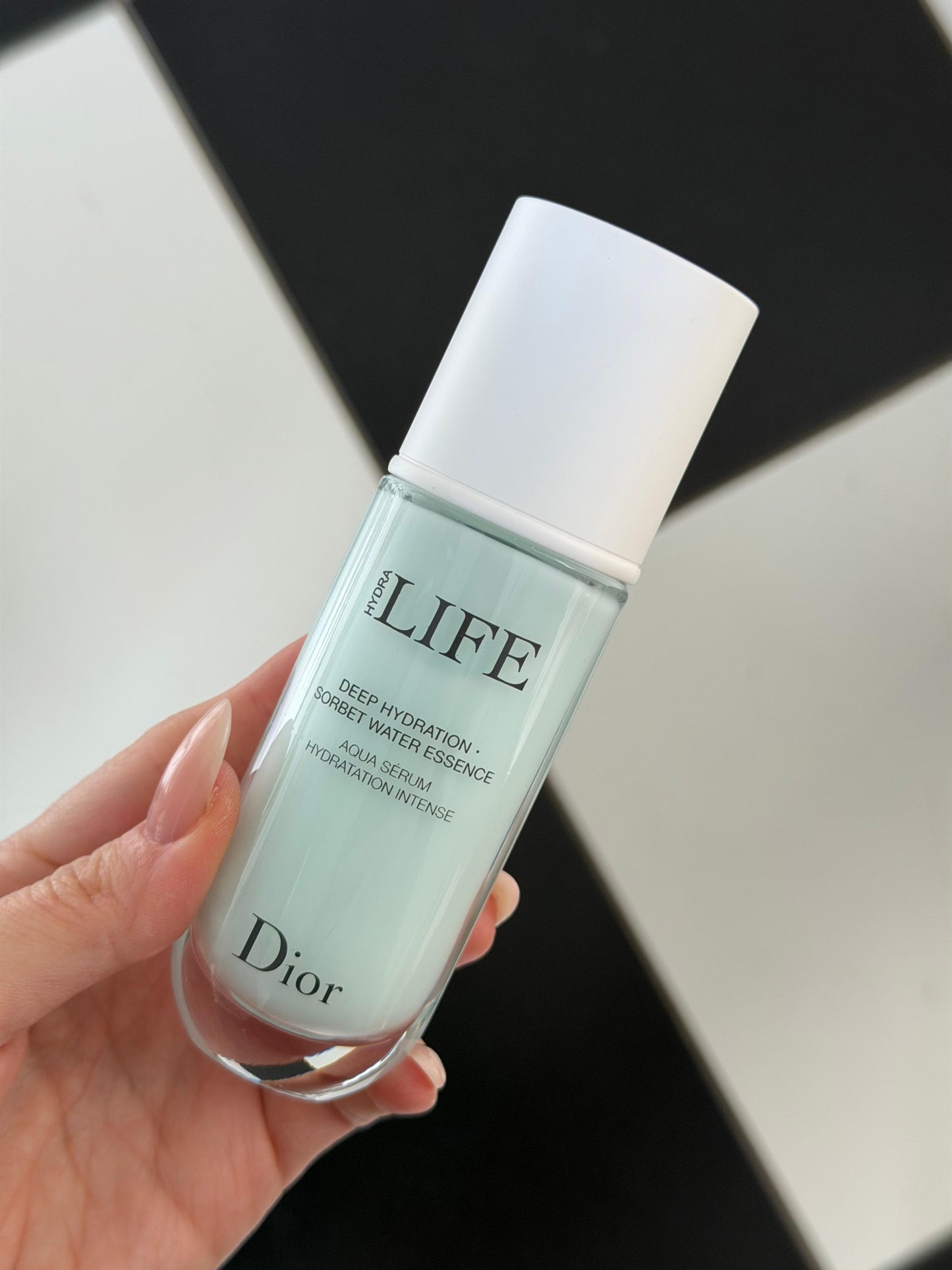 DIOR Hydra Life
Deep Hydration - Sorbet Water Essence