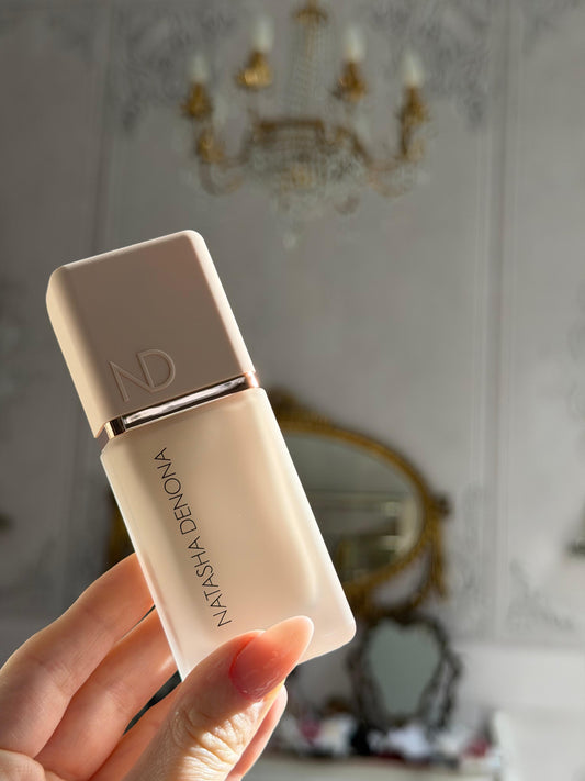 NATASHA DENONA Hy-Glam Foundation (R2)
Hydrating, Blurring, Longwear Serum With Radiant, Creasless Coverage