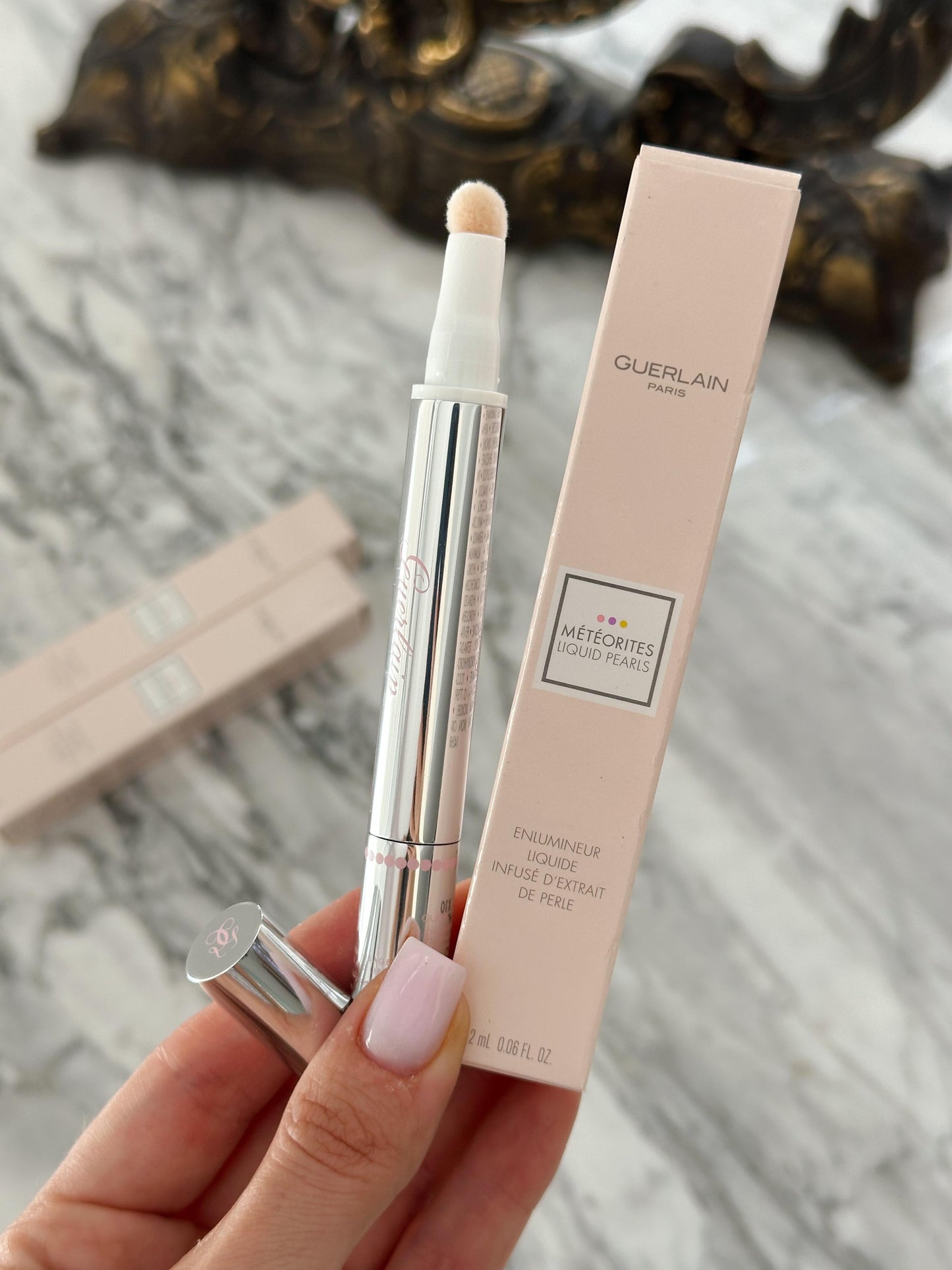 GUERLAIN
Météorites Liquid Pearls Highlighter