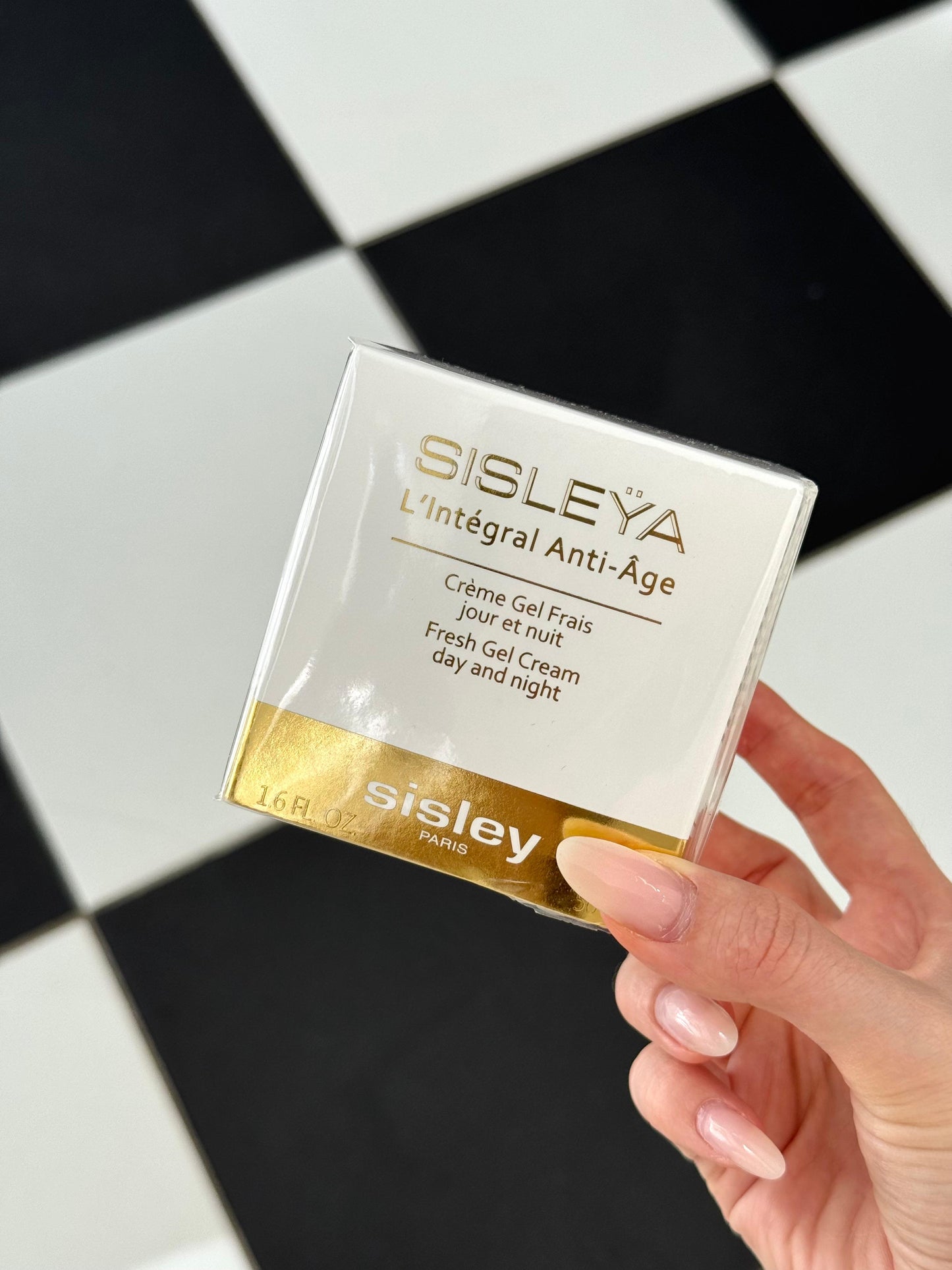 SISLEY Sisleÿa L’Intégral Anti-Age - Fresh Gel Cream Day And Night