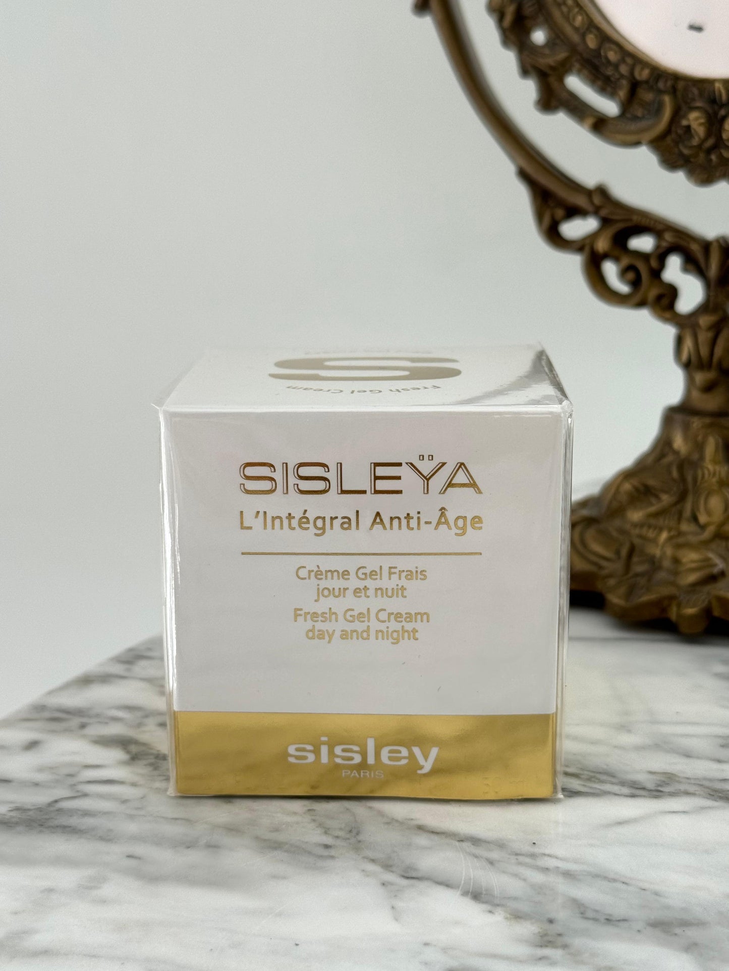 SISLEY Sisleÿa L’Intégral Anti-Age - Fresh Gel Cream Day And Night