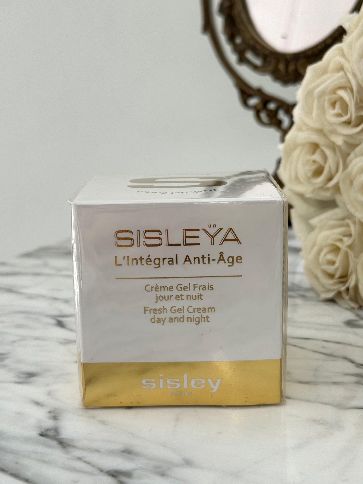SISLEY Sisleÿa L’Intégral Anti-Age - Fresh Gel Cream Day And Night