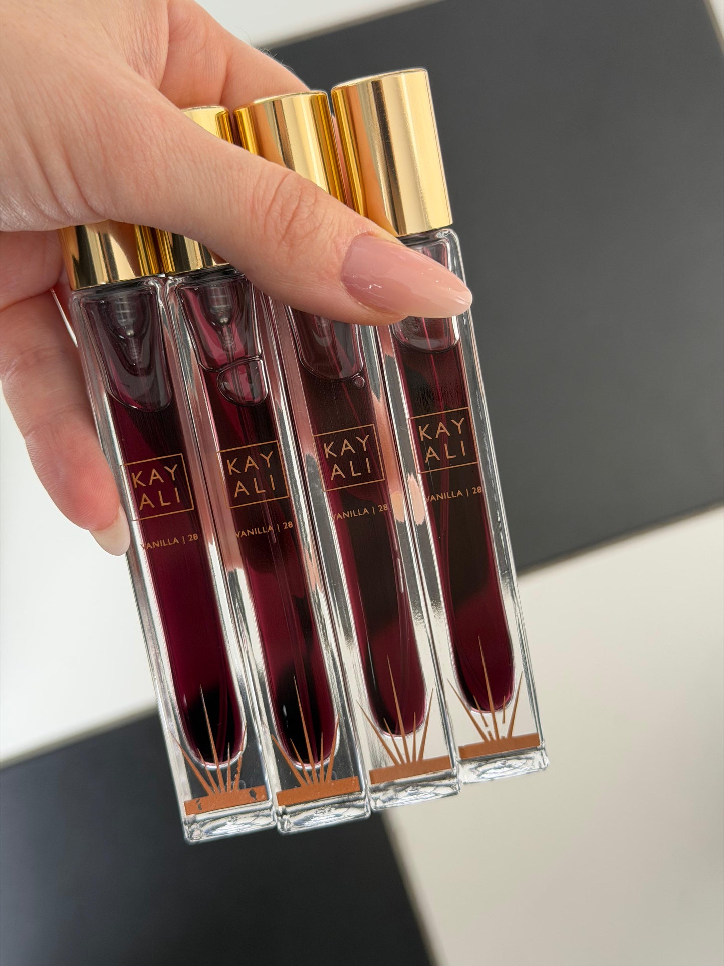 KAYALI Vanilla 28 Eau De Parfum - Travel Size