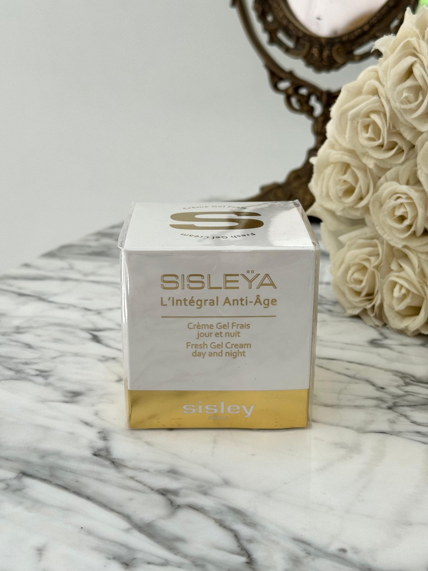 SISLEY Sisleÿa L’Intégral Anti-Age - Fresh Gel Cream Day And Night