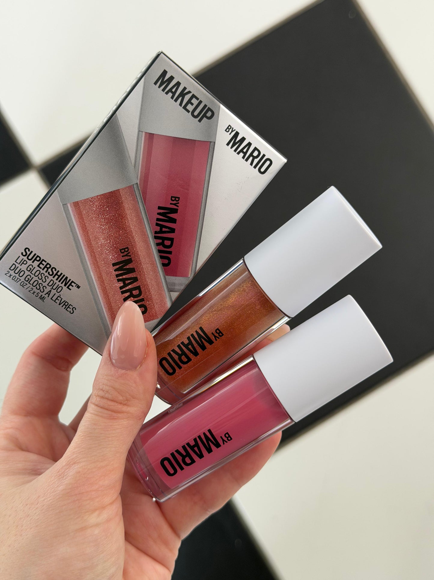 MAKEUP BY MARIO
Hydrating SuperShine™ Lip Gloss Duo Full Size Gift Set - Rose Gold/Glaze