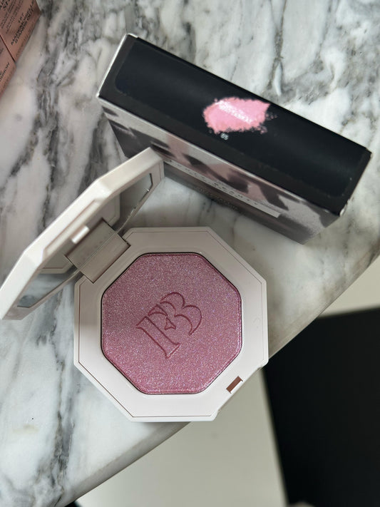 FENTY BEAUTY Killawatt Freestyle Highlighter - Wattabrat (05)