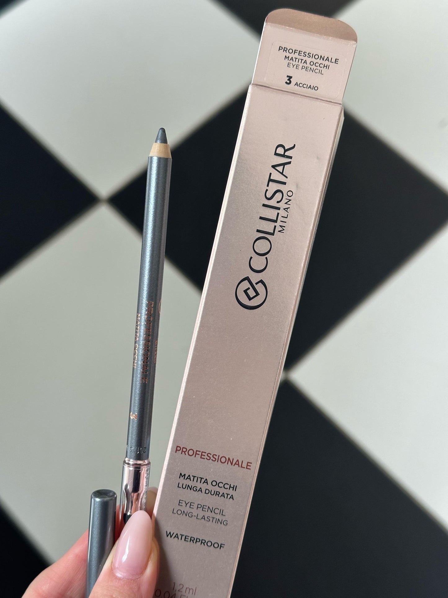 COLLISTAR Professionale Eye Pencil
Long-Lasting, Waterproof, Blendable With Applicator