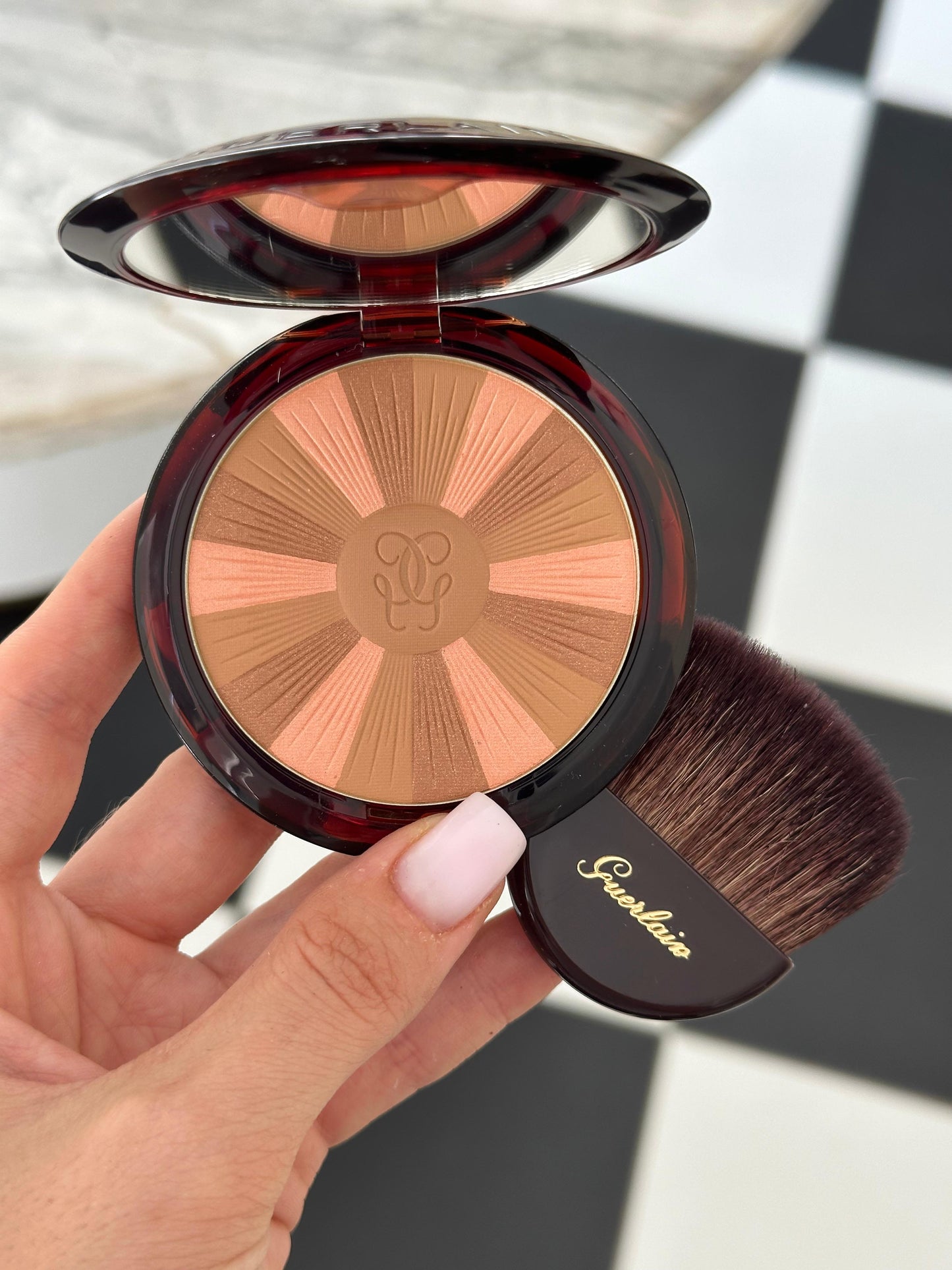 GUERLAIN Terracotta Sun-Kissed Healthy Glow Set