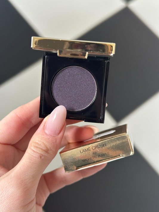 YSL Lamé Crush (42)
Metallic Eyeshadow, Vibrant Finish