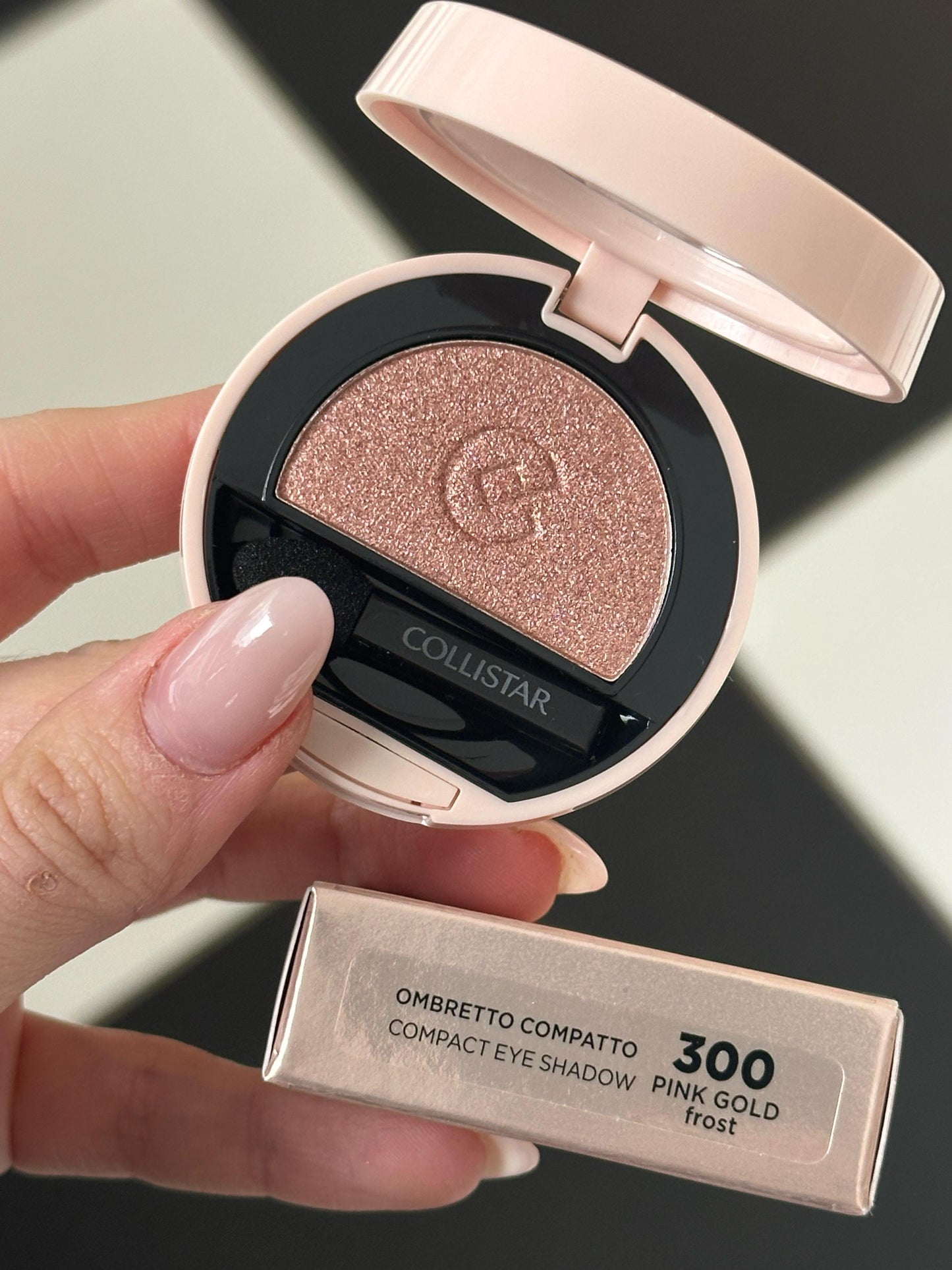 COLLISTAR
Impeccabile Compact Eye Shadow (300)