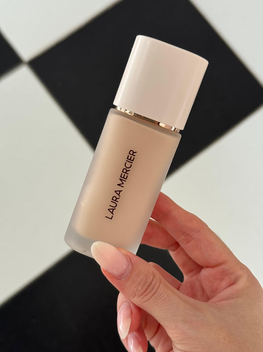 LAURA MERCIER Real Flawless Weightless Perfecting Foundation