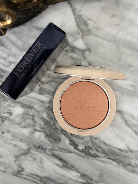 DIOR Forever Couture Luminizer
Longwear Highlighter